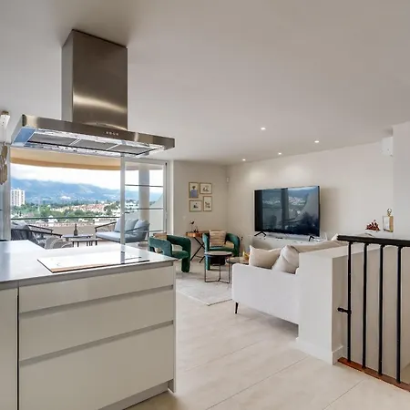 Molo Residences Boutique At Senorio