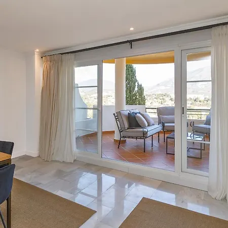 Molo Residences Boutique At Senorio Aparthotel *