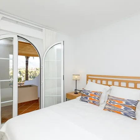 Molo Residences Boutique At Senorio Aparthotel