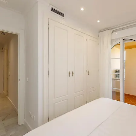 Molo Residences Boutique At Senorio Апарт-отель Марбелья